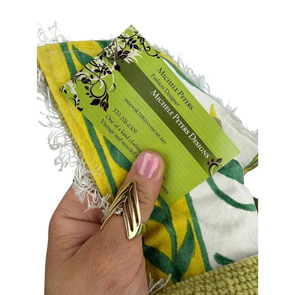 Vintage handmade upcycled designer green daisy woven clutch - Picture 4 of 6